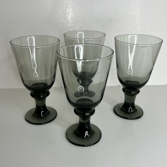 Vintage MCM Libbey Glass Company Nova Black Water Goblets Glasses Set of 4 - Picture 1 of 5